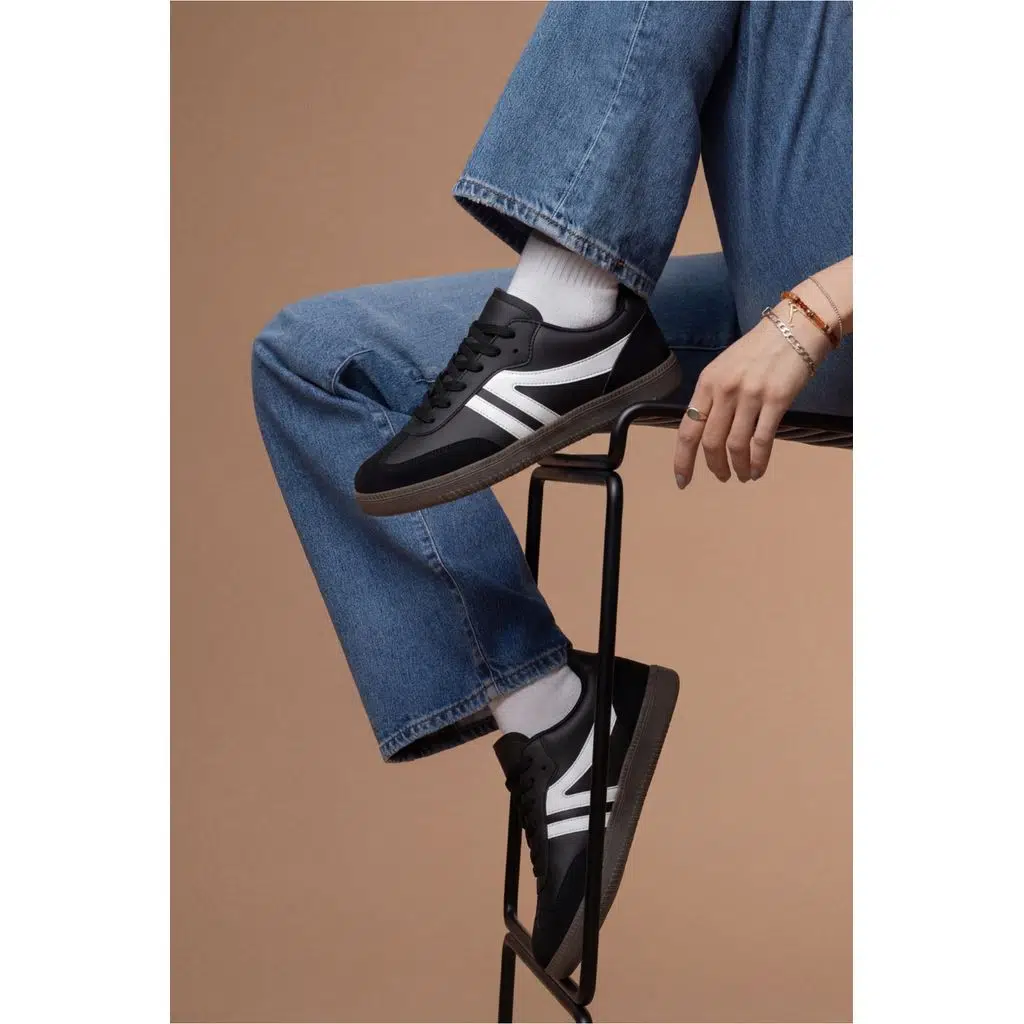 SİYAH BEYAZ ORTOPEDİK GÜNLÜK KADIN SNEAKER ORTOPEDİK AYAKKABI-254